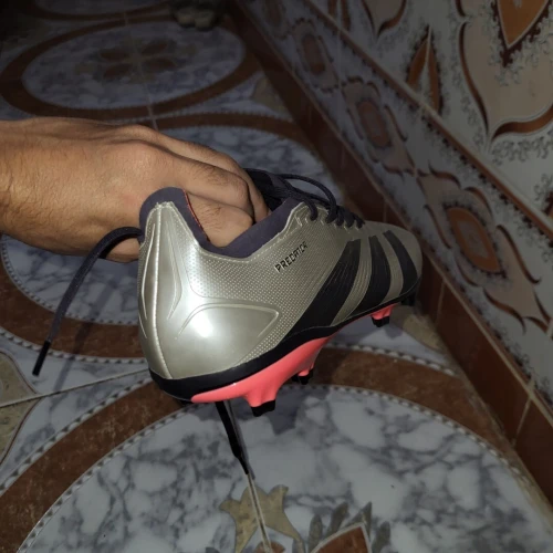 soulier de foot  predatore original