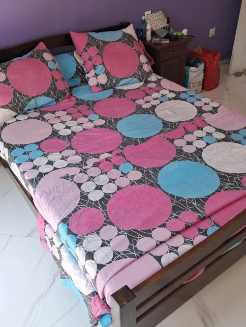 UN LIT 2 PLACE EN TRÈS BON ÉTAT 