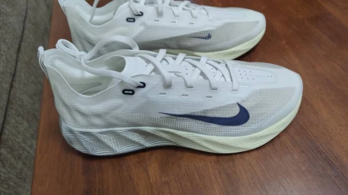 Nike Ava