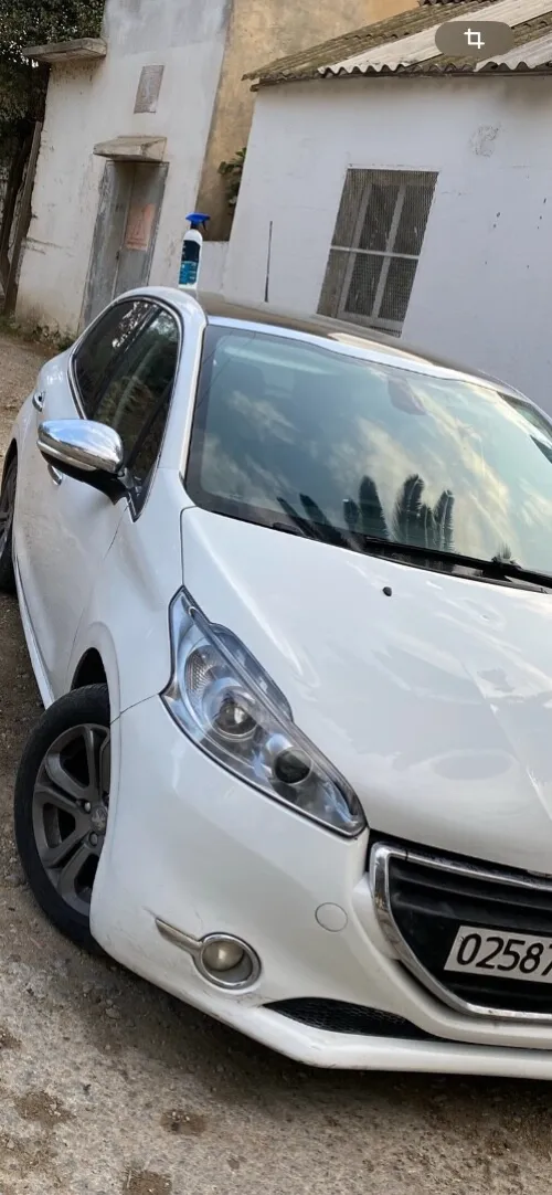 Peugeot 208 2014 Allure