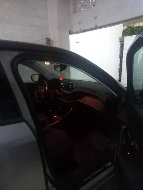 Peugeot 2008 2021 Allure
