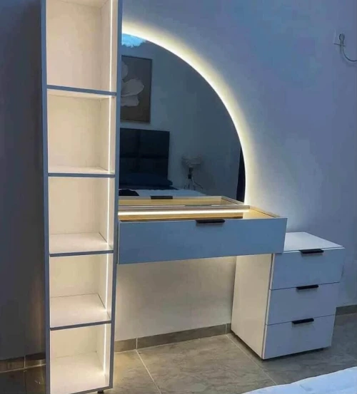 Coiffeuse luxueux // طاولة زينة فاخرة