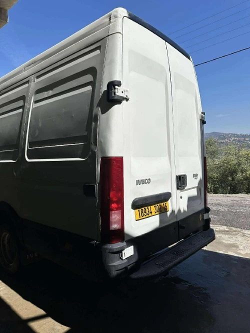 Iveco 3 panneaux 2002