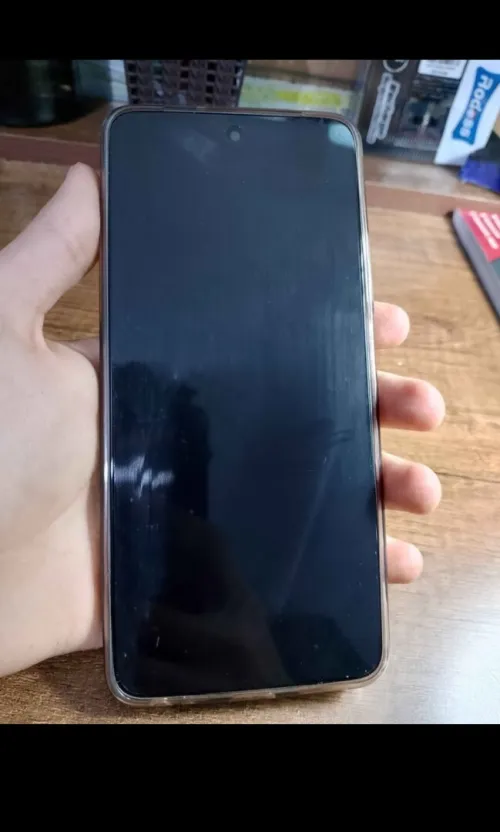 Realme RMX3890