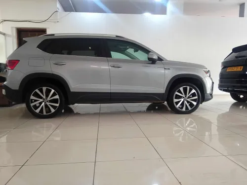 Volkswagen Taos 2024 SE