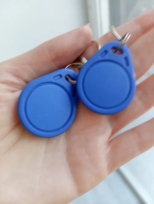 cartes puce bracelet nfc et lecteur NFC