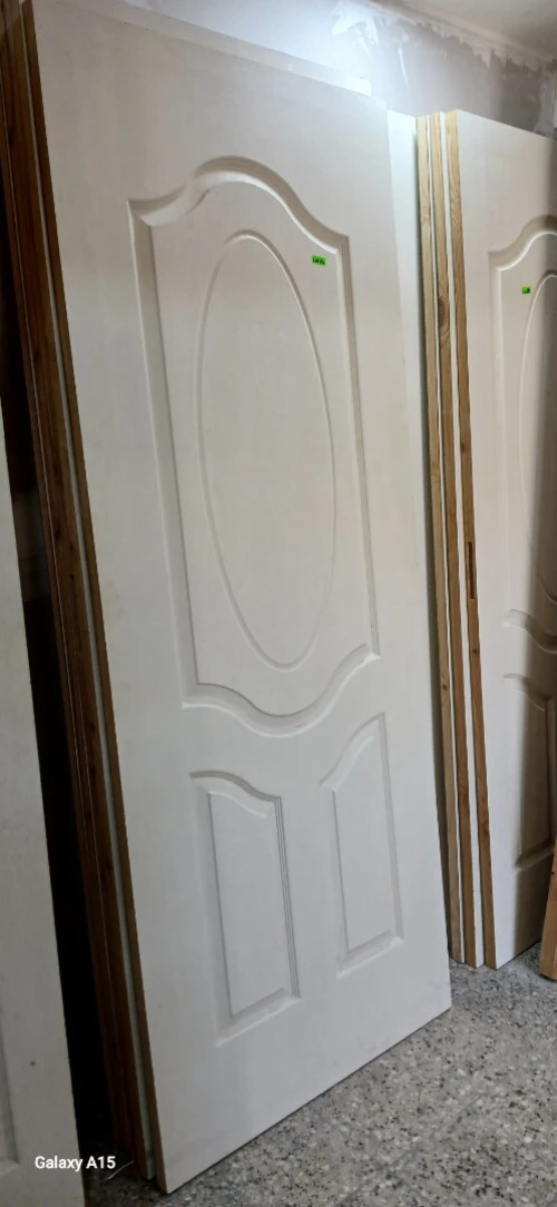 Porte de maison  en liquidation 