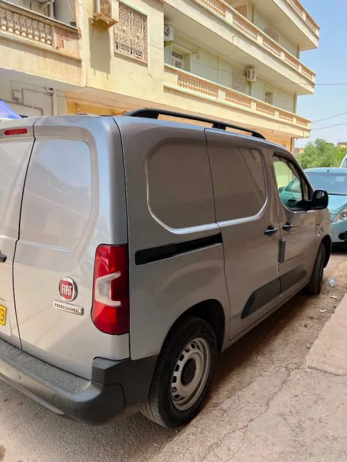 Fiat Doblo 2024 إيطالي