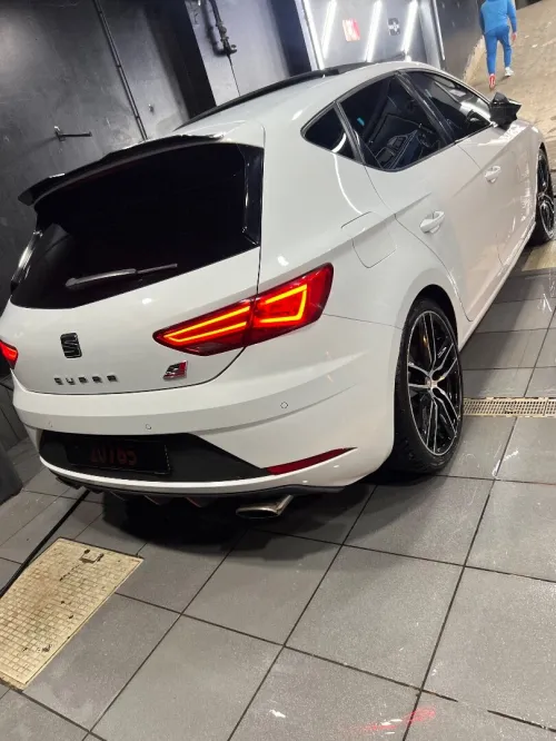 Cupra  Leon 2019 Cupra la 300🐎🐎🇩🇪🇩🇪