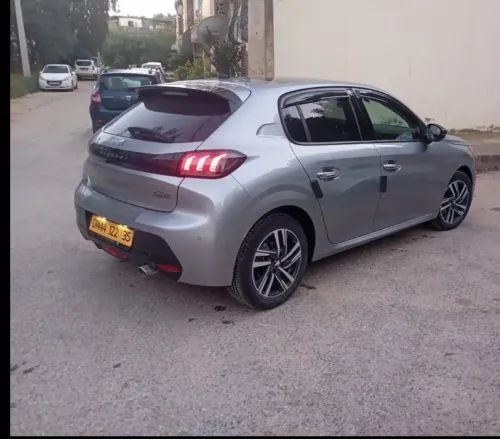 Peugeot 208 2022 Allure