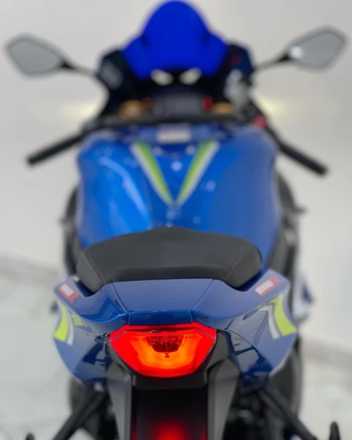 Suzuki L08 2018