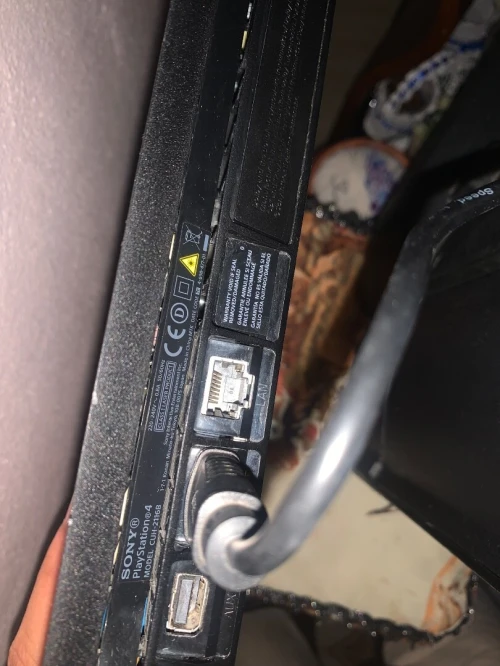 Ps4 slim 