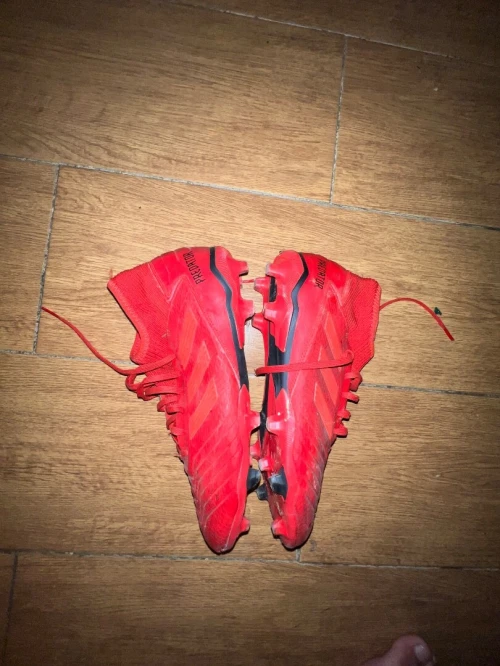 Soulier addidas predator 