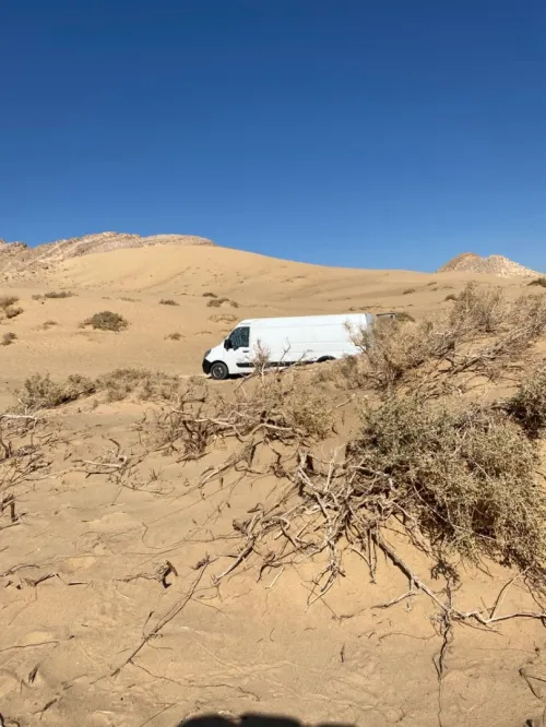 Location, fourgon 4 panneaux avec chauffeur