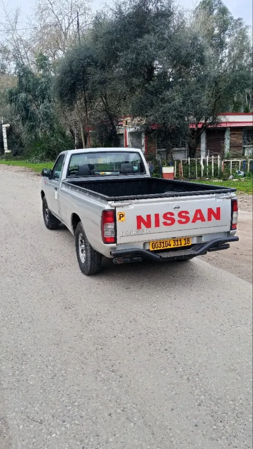 Nissan Hardbody 2011 Hardbody