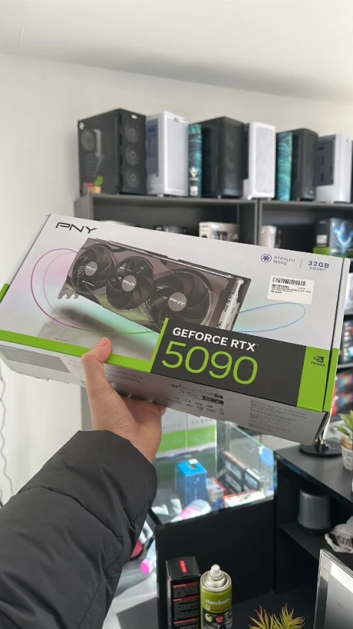 RTX 5090 PNY BLACK