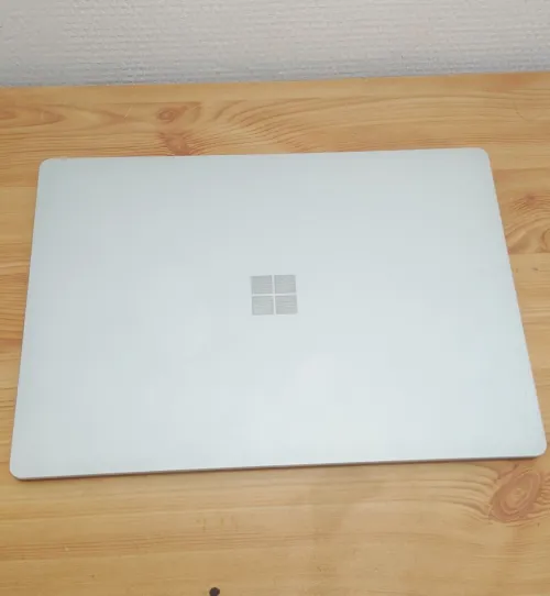 Laptop surface i5