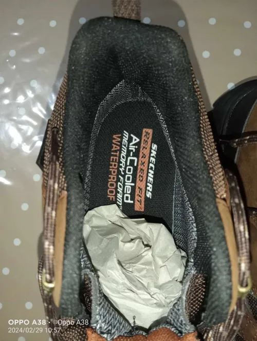 SKECHERS OUTDOOR 100% WATERPROOF 