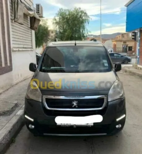 Peugeot Partner 2017 Tepee Allure 