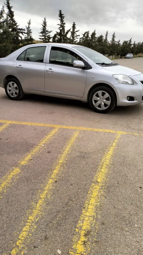 Toyota Yaris Sedan 2013 Select