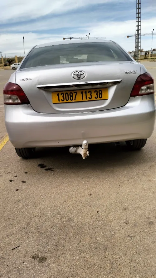 Toyota Yaris Sedan 2013 Select