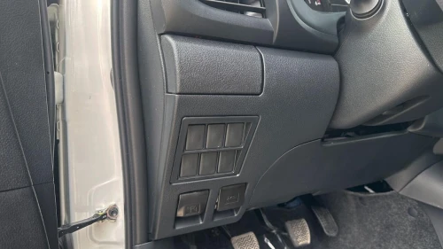 Toyota Revo  2025 