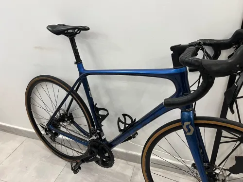Vélo de route Scott Carbon