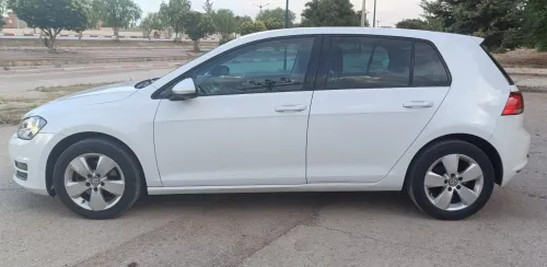 Volkswagen Golf 7 2014 Trendline +