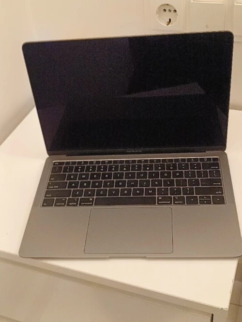 MacBook air 2019