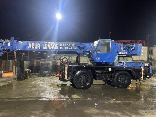 Location grue mobile 25T 4*4