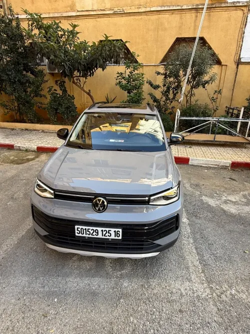 Volkswagen Tahru 2025 