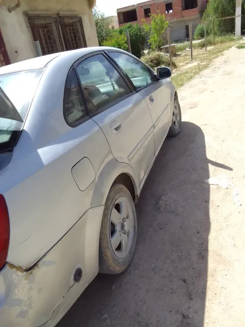 Chevrolet Optra 5 portes 2004 Optra 5 portes