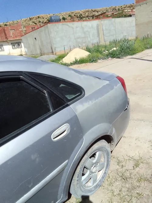 Chevrolet Optra 5 portes 2004 Optra 5 portes