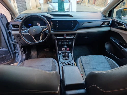 Volkswagen Taos 2022 4 motion