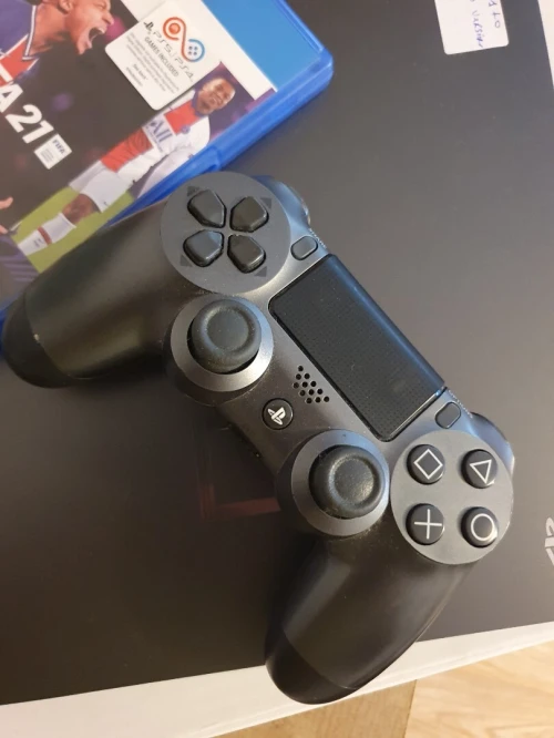 Ps4 slim