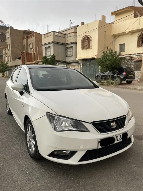 Seat Ibiza 2012 Fully +Toit ouvrant