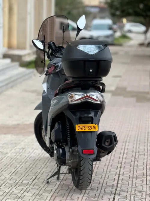 Sym St 200 2024