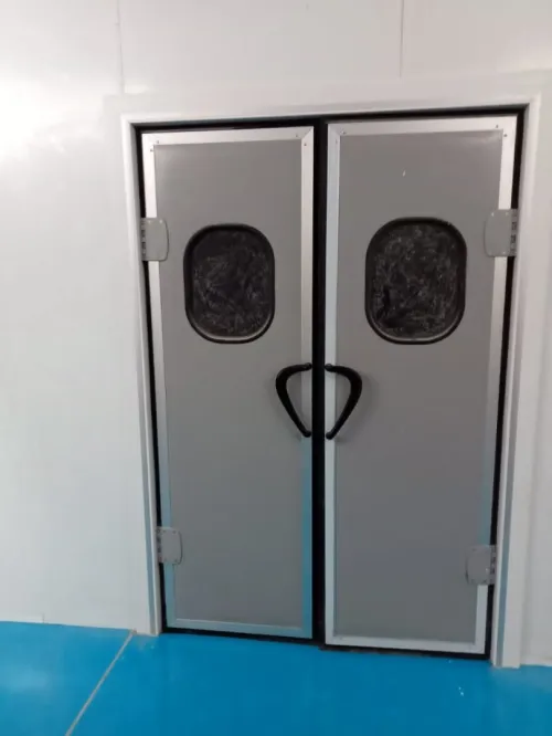 Portes chambre froid et porte service thermique, portes va et vient (chambres froide)/ غرف التبريد