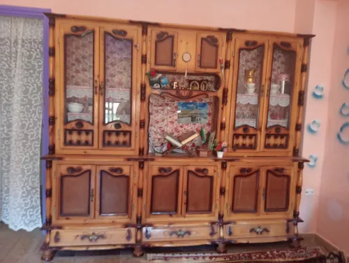 Meuble TV et armoire 