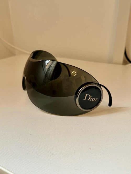 Lunette de soleil dior pour homme (original)