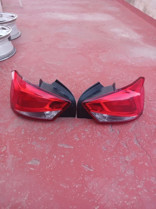 Feuxs arrière seat ibiza d'origine 