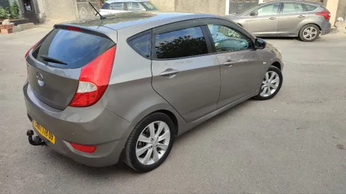 Hyundai Accent RB  5 portes 2018 GL DZ