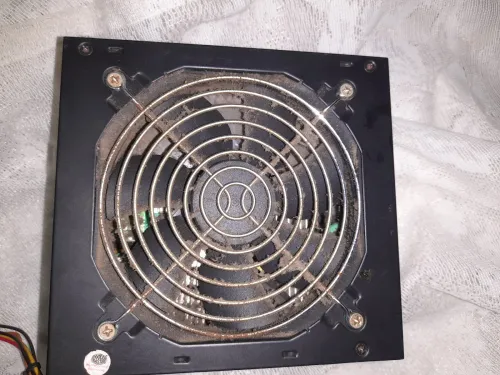 Boite d'alimentation cooler master 500