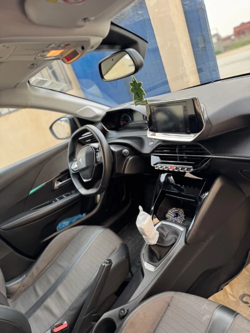 Peugeot 208 2022 Allure