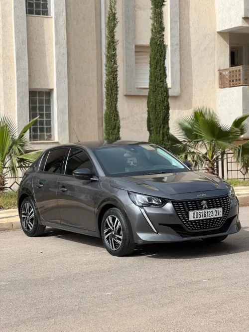 Peugeot 208 2023 Allure Pack