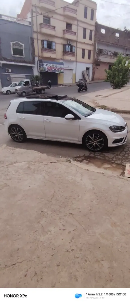 Volkswagen Golf 7 2014 R line