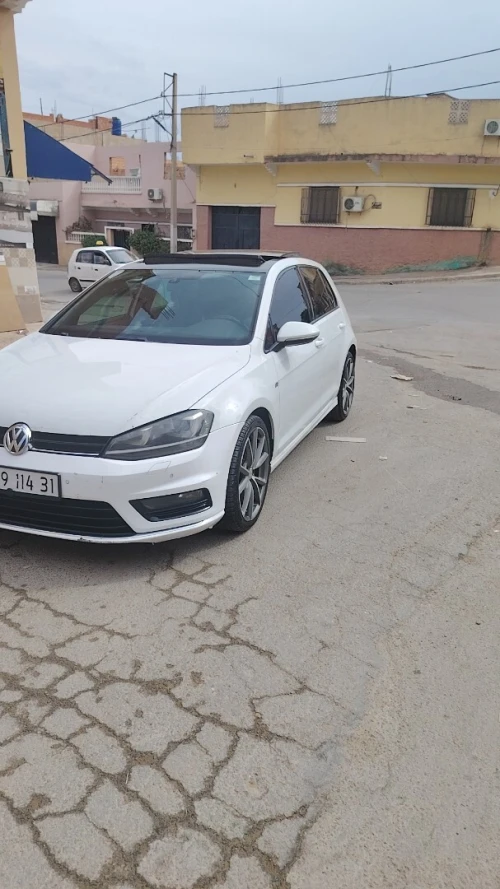 Volkswagen Golf 7 2014 R line