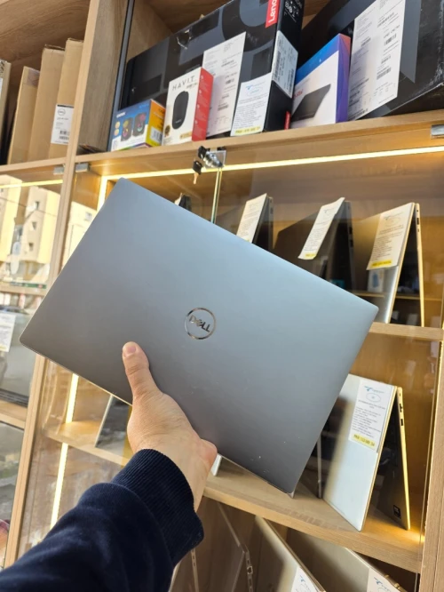 DELL PRECISION 5570 15.6" i7 12700H & RTX A2000  8GB (32GB/512 GB SSD)
