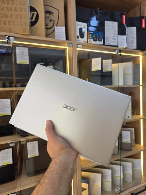 ACER ASPIRE 5 15.6  i7 1165G7 8GB /512GB