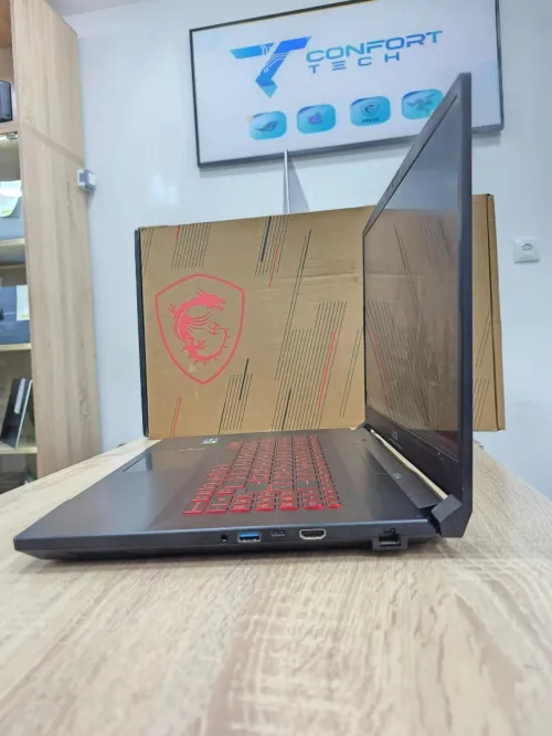 MSI GF 75  17.3" i7 11800H & RTX 3050Ti 16GB/512GB